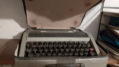 macchina da scrivere 