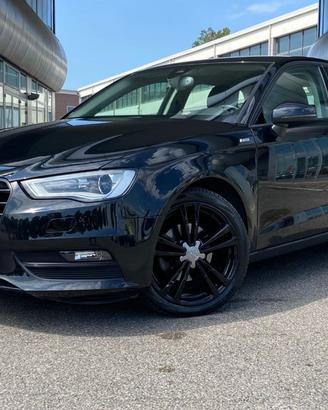 AUDI A3 SPB 2.0 TDI Quattro SLine