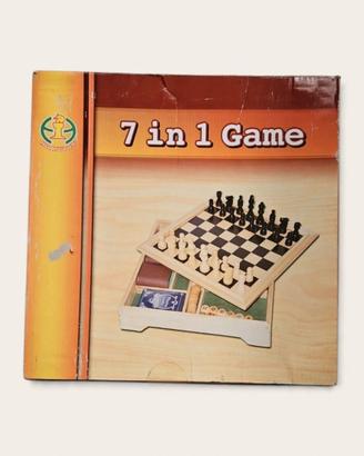 Set giochi in legno 7 in 1 – scacchi, dama, carte