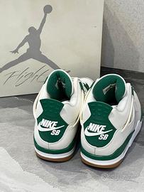 Jordan 4 Retro SB Pine Green 42