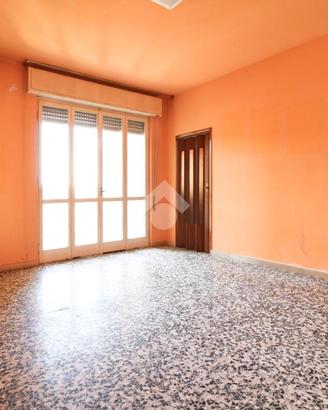 3 LOCALI A SAN MARTINO SICCOMARIO