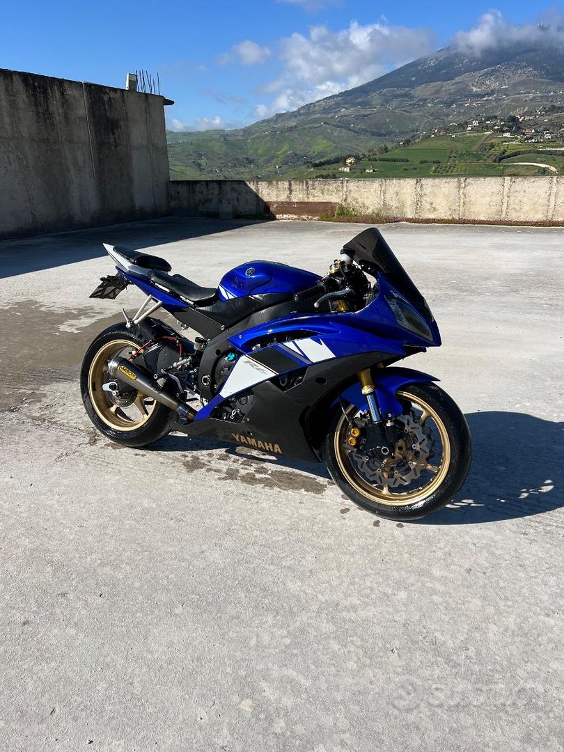 Permuto Yamaha Yamaha R6 2005 Usata Yamaha YZF R6 Usata In Vendita