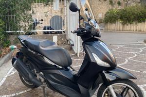 2019 PIAGGIO BEVERLY POLICE 350