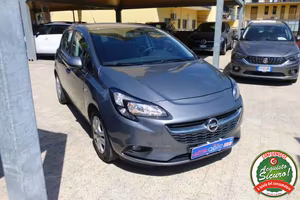 OPEL Corsa 1.2 5 porte Cosmo