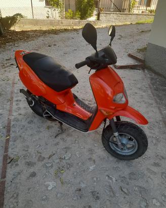 scooter Aprilia 50 cc