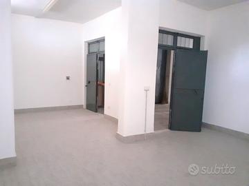 Locale seminterrato uso deposito via delle palme