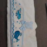 Accappatoio con ricamo a punto croce