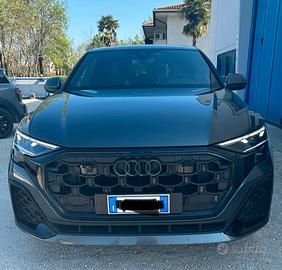 Audi Q8 3.0 S-Line 300 cv