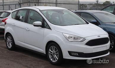 Ford c max 2018 frontale e portiere