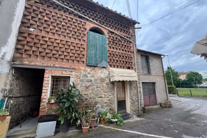 MAGAZZINO A PORCARI