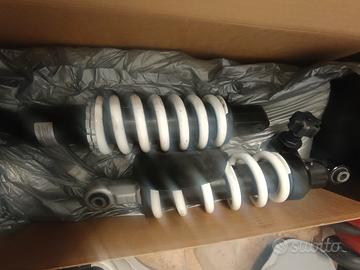 mono ammortizzatore per BMW nine t 
