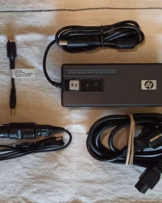 Alimentatore computer portatili HP doppia tensione