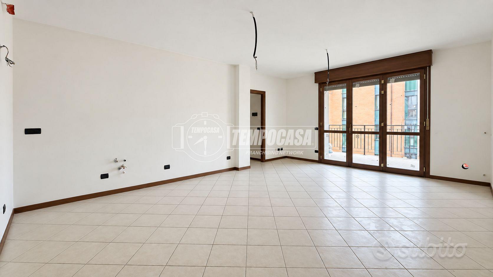 Appartamento – RE - Vista 3