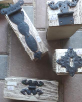 Ferramenta in ferro antico per mobili