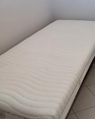 Materasso e rete a doghe