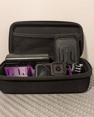 GoPro HERO 10 Black + Accessori + 3 Batterie
