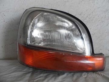 FARO ANTERIORE DESTRO RENAULT Kangoo 3° Serie 260