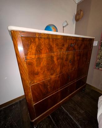 Cassettone lucchese in noce con piano in marmo – p