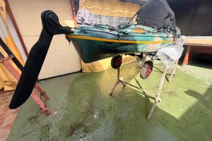 Canoa resina 310