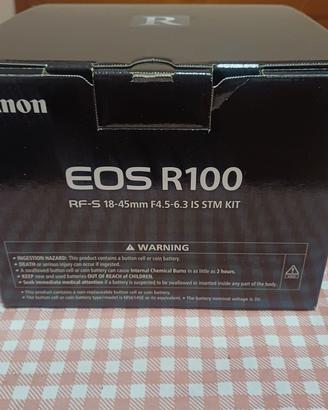 Macchina fotografica canon r 100 NUOVA