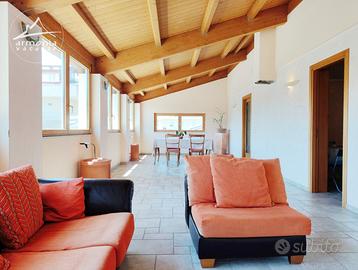 Attico 6 posti_ 150 metri spiaggia_cod RC19