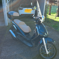 Piaggio Beverly Tourer 300