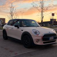 Mini Cooper 1.5D 5 Porte