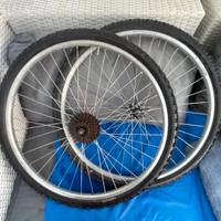 Ruote bici complete con pacco pignoni 24