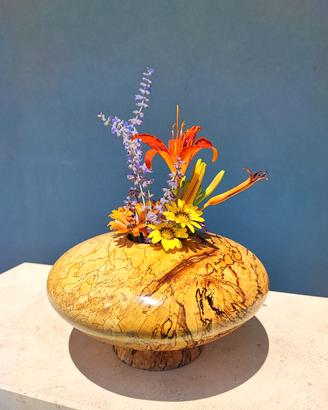 vaso artigianale in legno di faggio 