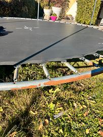 Trampolino da esterno