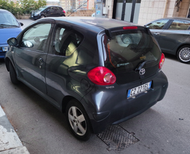 Toyota Aygo 1.0 80.000 km a/condiz cerchi in lega