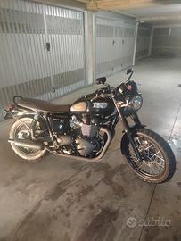 Bonneville T100 Black 