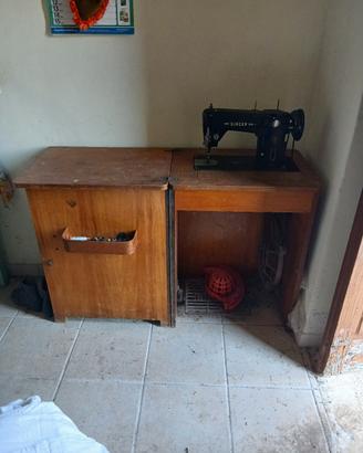 macchina da cucire vintage 