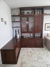 Mobile in vero legno di noce produzione artigiana