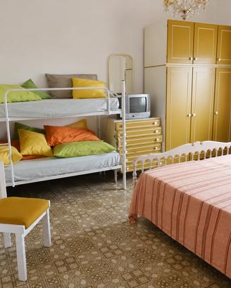 POMEZIA TRILOCALE ARREDATo CON TERRAZZO PRIVATO
