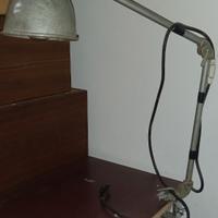 Lampada vintage industriale, a morsetto