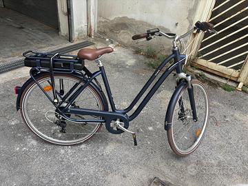 Bici pedalata assistita Elops Decathlon