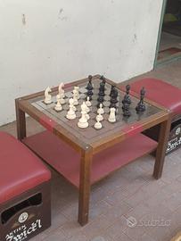 Tavolo scacchi