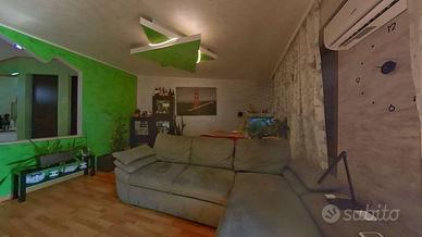 Appartamento di 114 m² con 3 locali e box auto a V