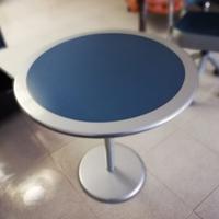 Kartell - tavolino rotondo in alluminio