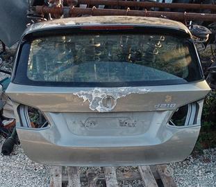 BMW Serie 2 2014> Portellone Posteriore