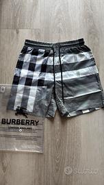 Shorts Burberry Grigi M