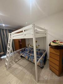 Letto matrimoniale soppalcato