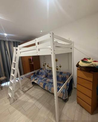 Letto matrimoniale soppalcato