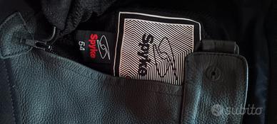 Pantaloni in pelle per moto