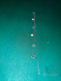 Bracciale in argento e pietre.