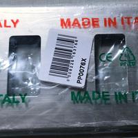 Vimar supporti e placche serie 22 e 23