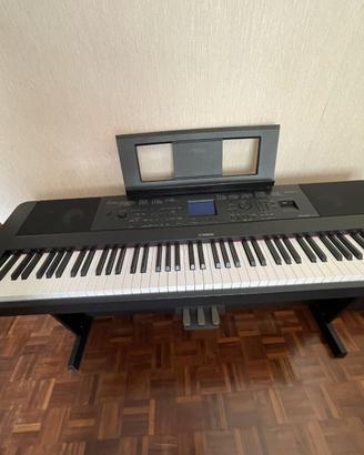 Yamaha DGX 660 Pianoforte Digitale.