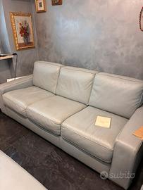 Divano letto in pelle
