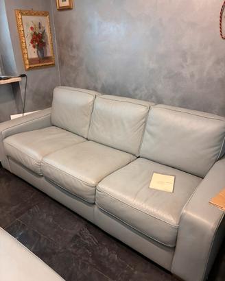 Divano letto in pelle